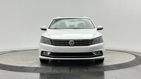 Photos of 2016 Volkswagen Passat 1.8T SE for sale in Jacksonville, FL at Auto Boutique Florida