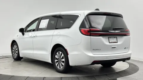More photos of 2023 Chrysler Pacifica Hybrid Touring L at Auto Boutique Florida, FL