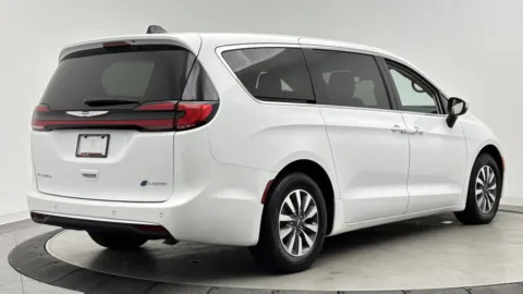 More photos of 2023 Chrysler Pacifica Hybrid Touring L at Auto Boutique Florida, FL