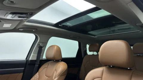 More photos of 2022 Kia Sorento X-Line SX Prestige at Auto Boutique Florida, FL