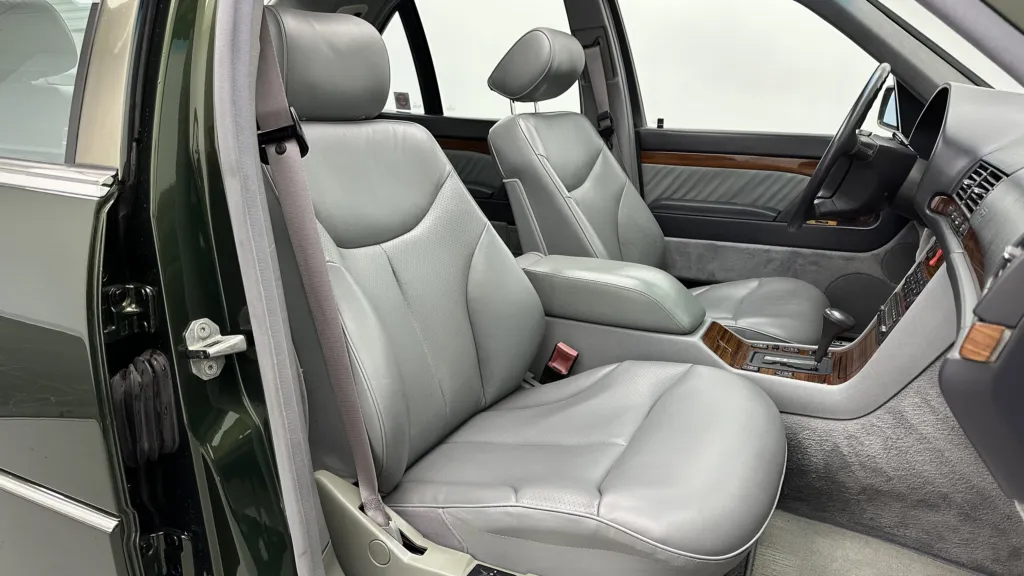 1992 Mercedes-Benz 300 - Photo 31