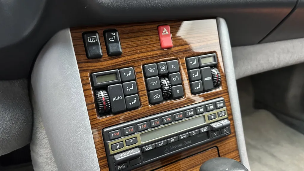 1992 Mercedes-Benz 300 - Photo 12