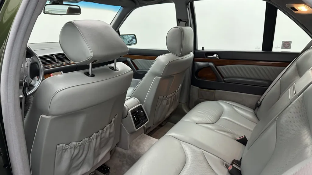 1992 Mercedes-Benz 300 - Photo 23