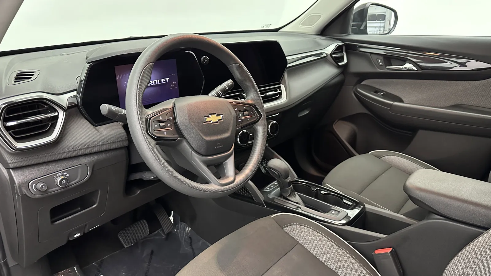 2025 Chevrolet Trailblazer LT - Photo 8