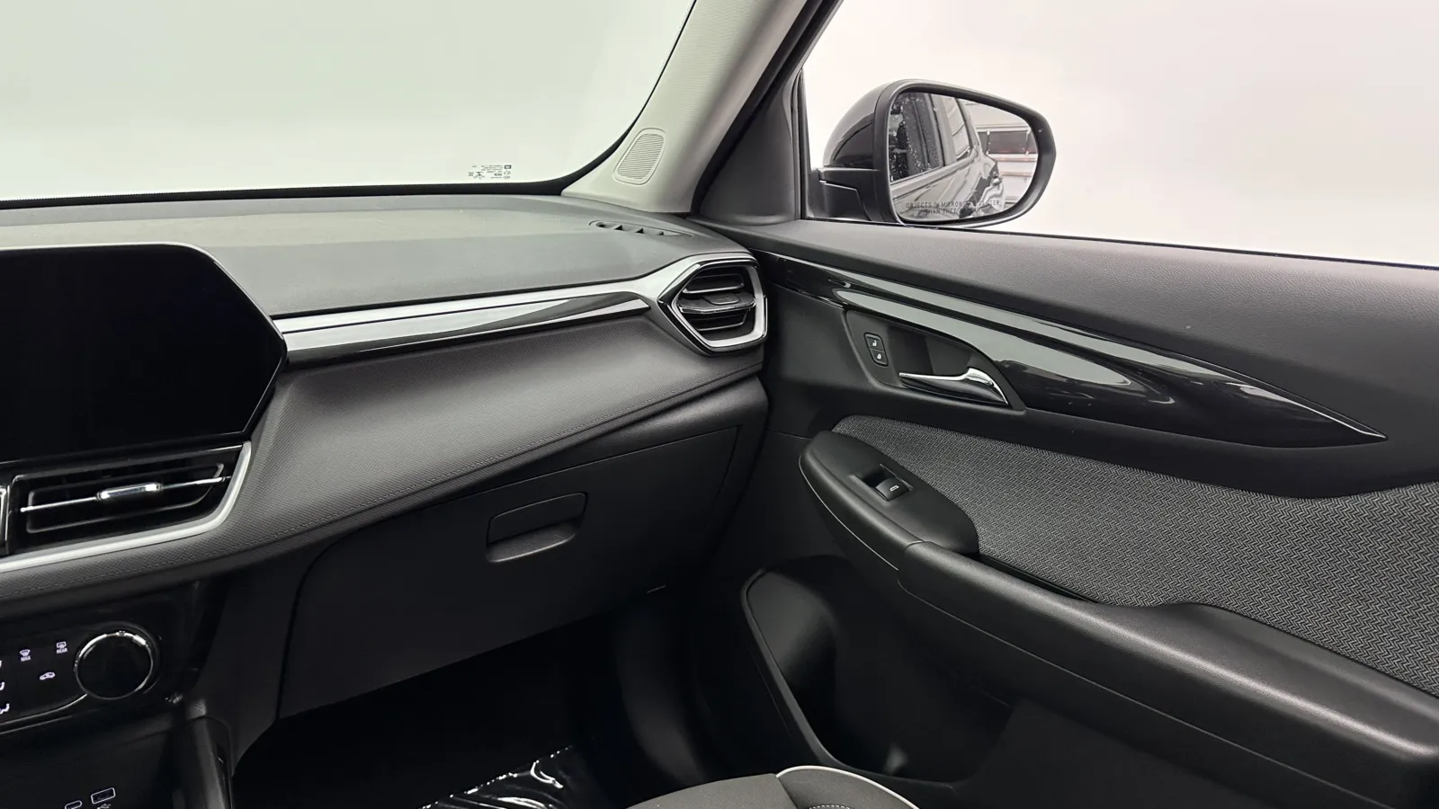 2025 Chevrolet Trailblazer LT - Photo 19