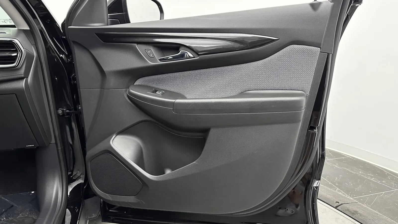 2025 Chevrolet Trailblazer LT - Photo 31