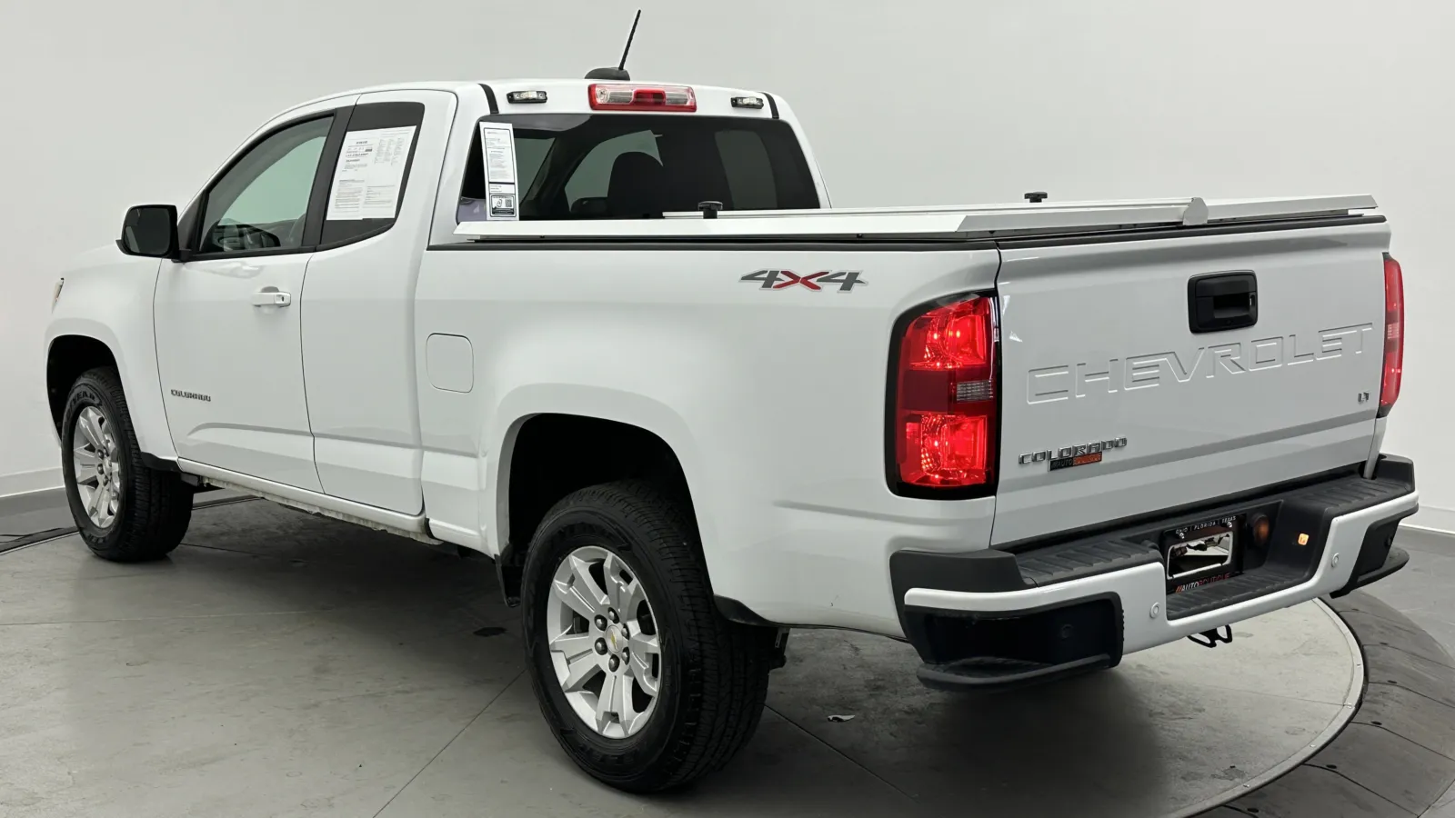 Image of 2022 Chevrolet Colorado 4WD LT