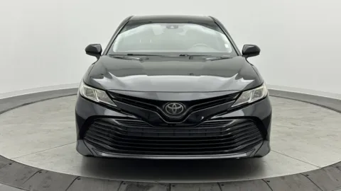 Photos of 2018 Toyota Camry SE for sale in Jacksonville, FL at Auto Boutique Florida