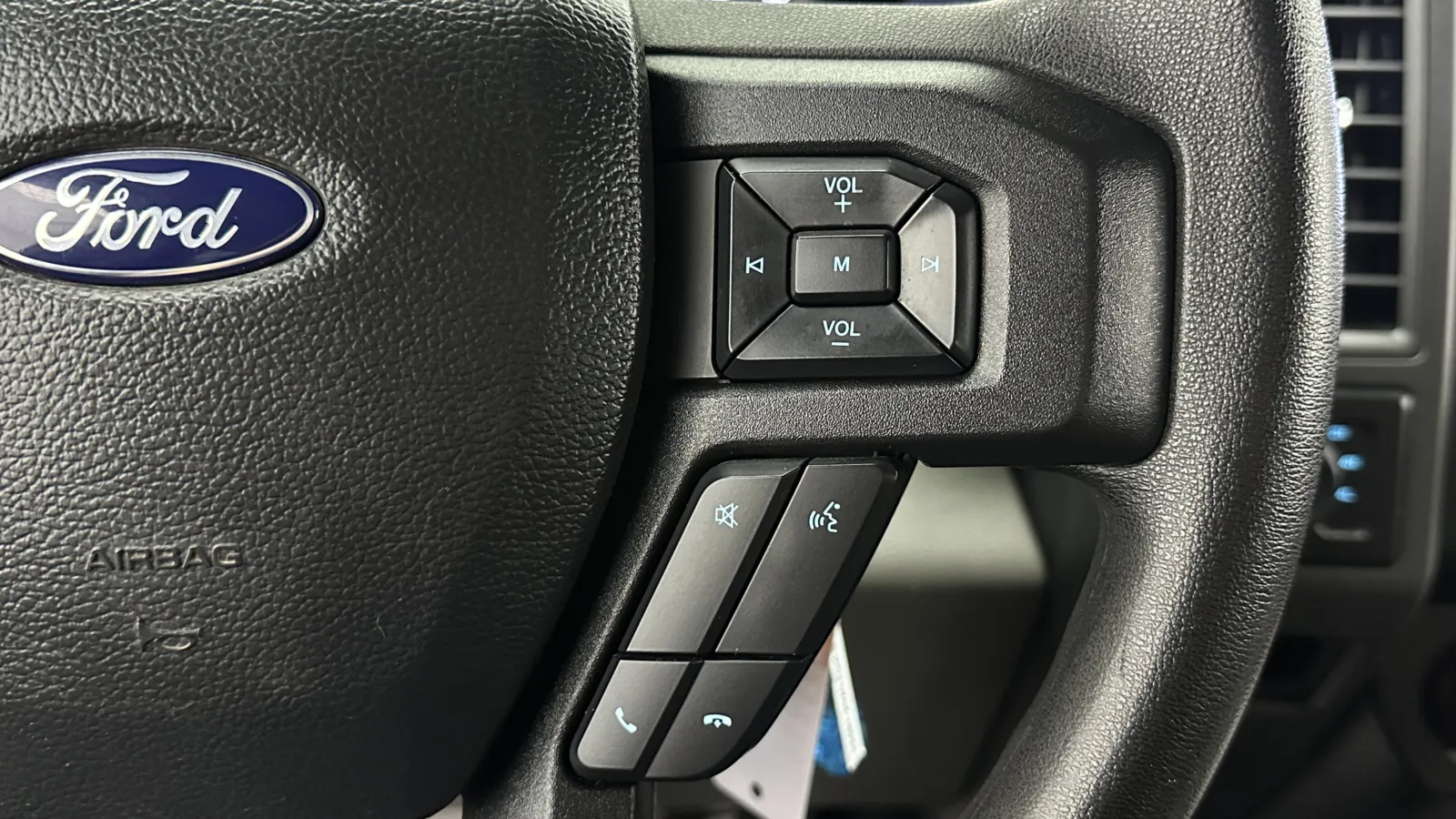 2020 Ford F-350 Super Duty Chassis Cab XL - Photo 13