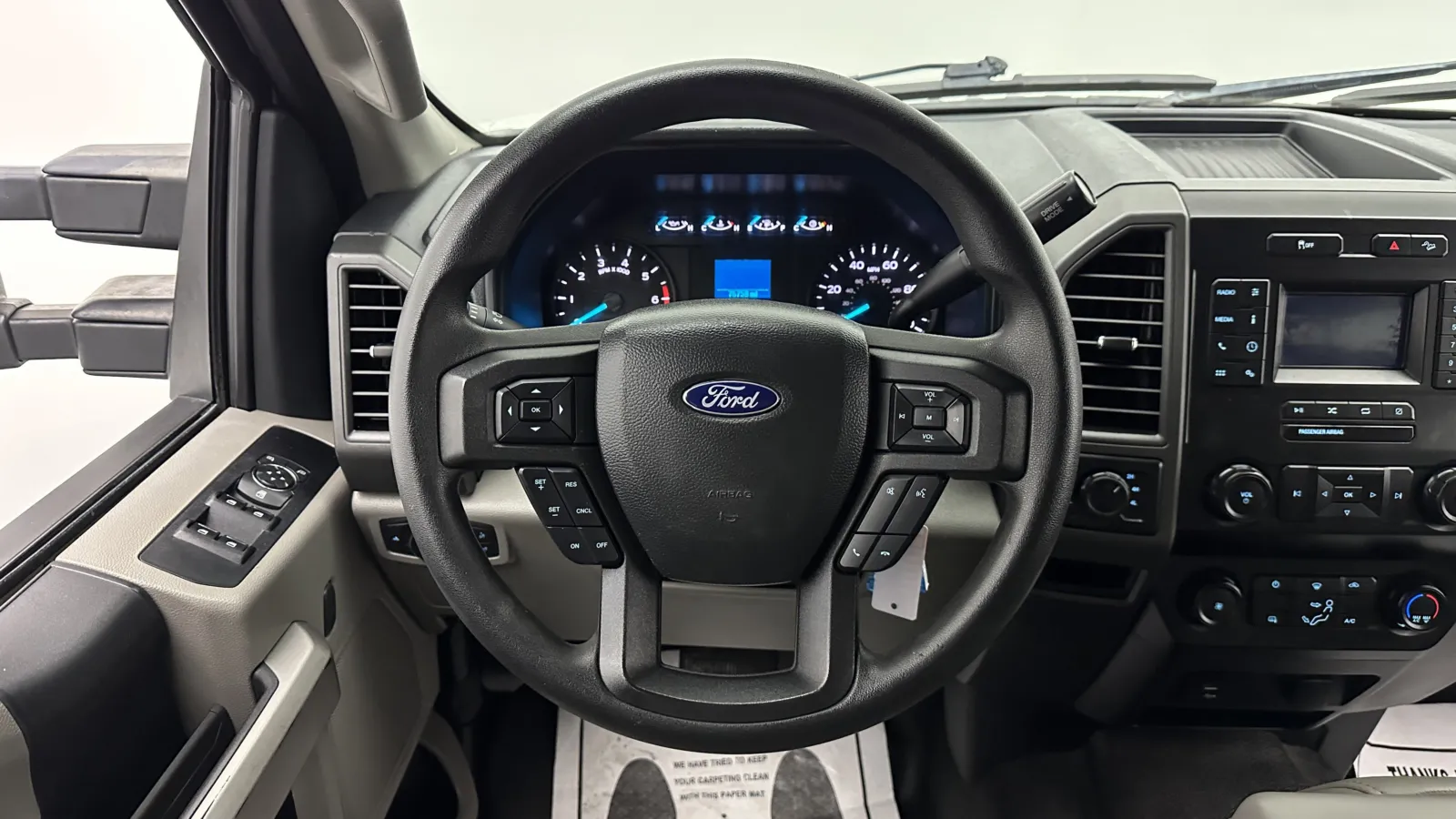 2020 Ford F-350 Super Duty Chassis Cab XL - Photo 14