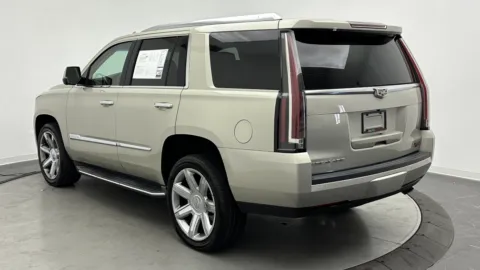 More photos of 2016 Cadillac Escalade Luxury Collection at Auto Boutique Florida, FL