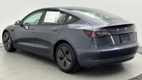 More photos of 2021 Tesla Model 3 Standard Range Plus at Auto Boutique Florida, FL