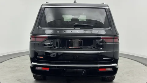 More photos of 2024 Jeep Wagoneer Series II at Auto Boutique Florida, FL