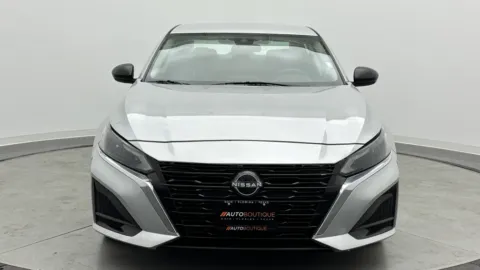 Photos of 2024 Nissan Altima 2.5 SV for sale in Jacksonville, FL at Auto Boutique Florida