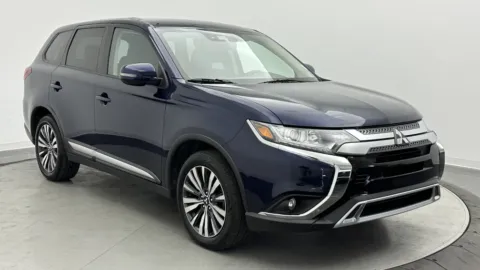 Another view of 2020 Mitsubishi Outlander SE for sale in Jacksonville, FL at Auto Boutique Florida