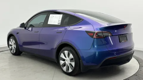 More photos of 2023 Tesla Model Y Long Range at Auto Boutique Florida, FL