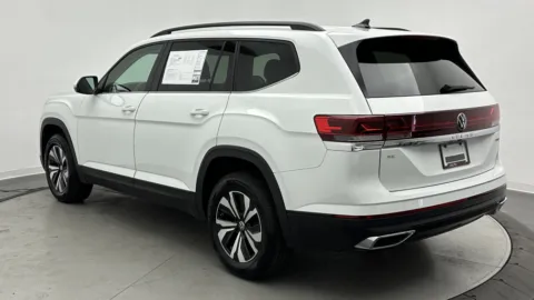 More photos of 2024 Volkswagen Atlas 2.0T SE at Auto Boutique Florida, FL