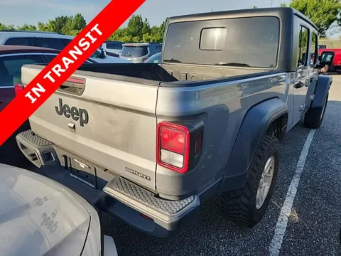 More photos of 2020 Jeep Gladiator Sport S at Auto Boutique Florida, FL