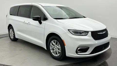 Another view of 2025 Chrysler Pacifica Select for sale in Jacksonville, FL at Auto Boutique Florida