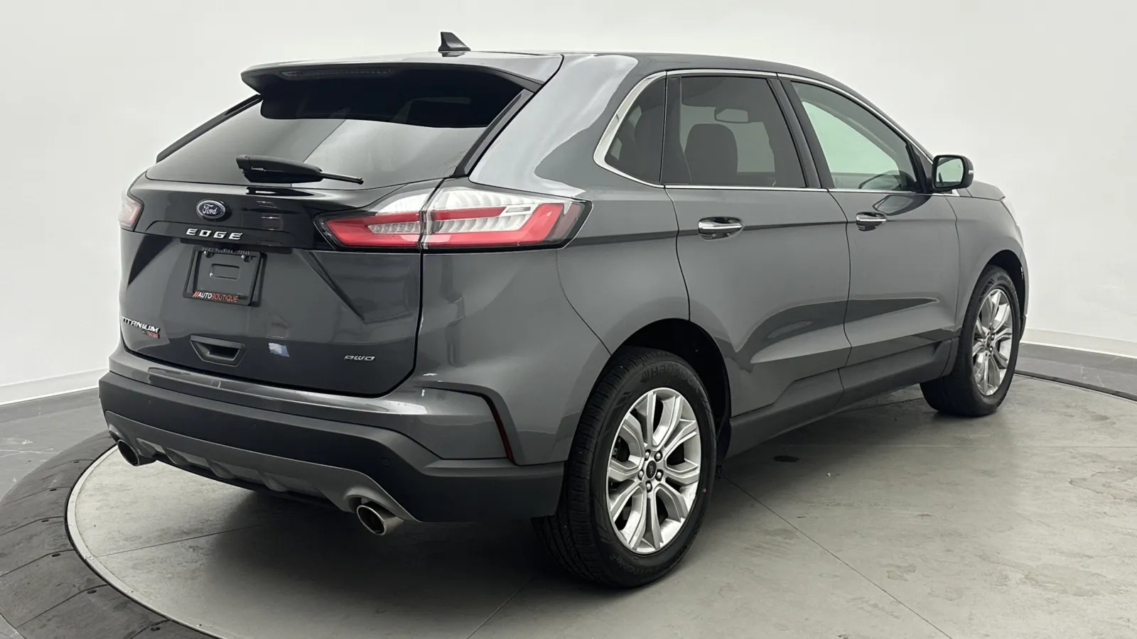 2024 Ford Edge Titanium - Photo 7