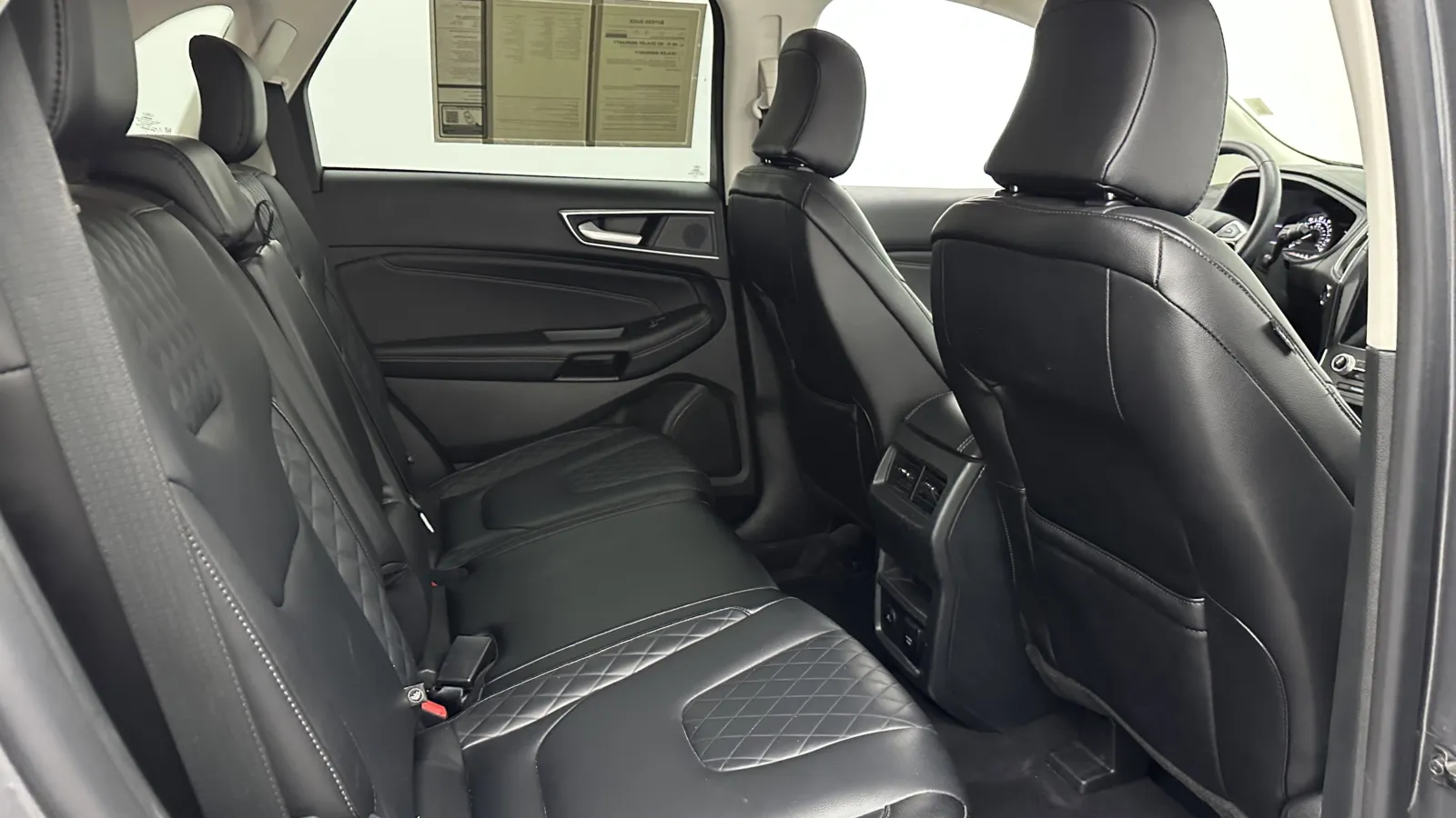 2024 Ford Edge Titanium - Photo 31