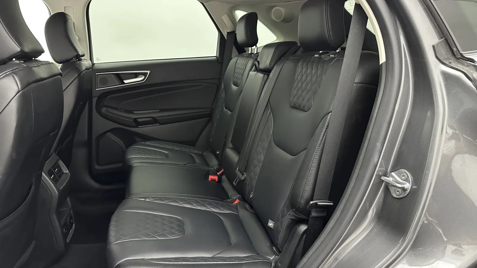 2024 Ford Edge Titanium - Photo 27