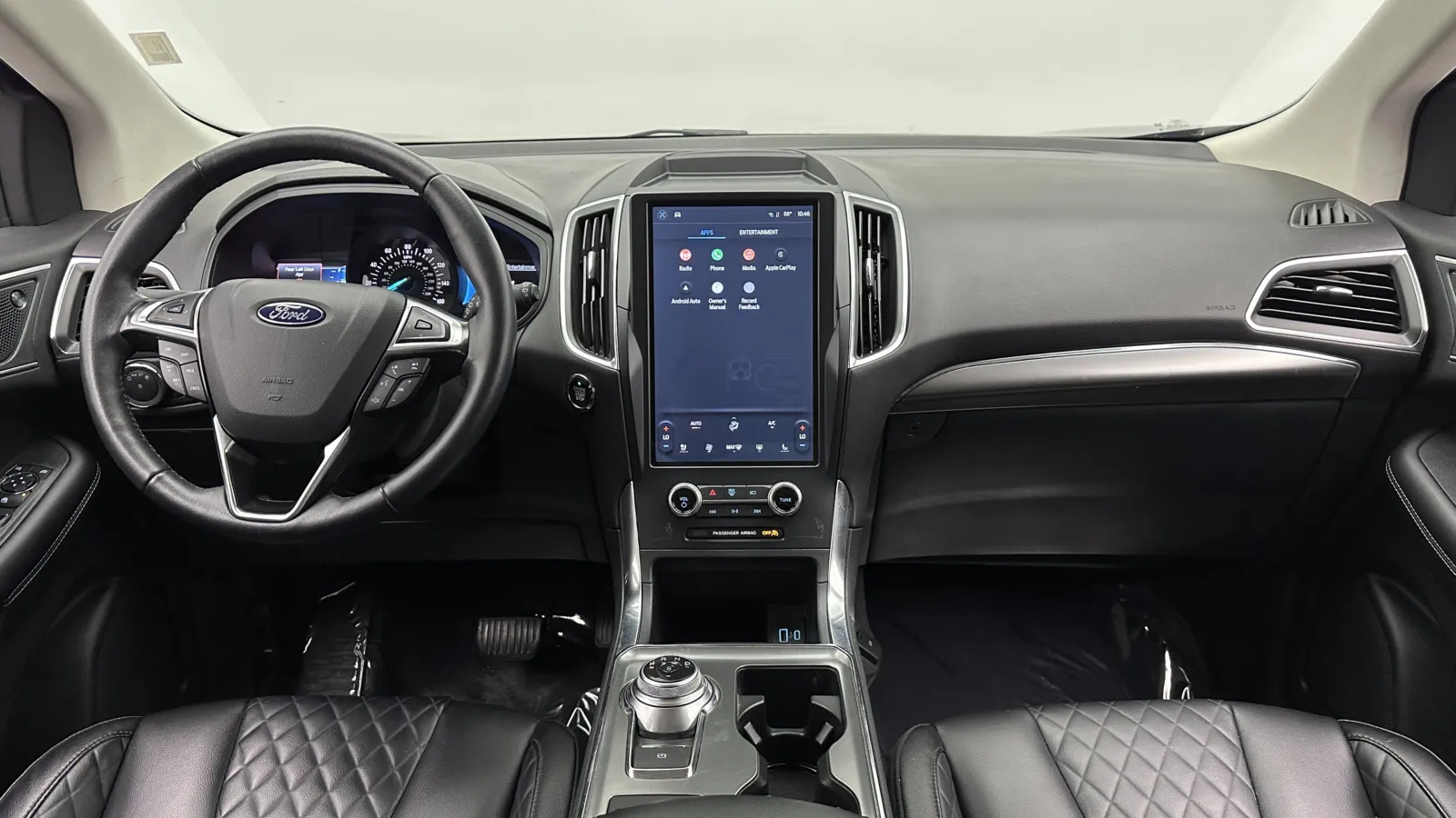 2024 Ford Edge Titanium - Photo 17