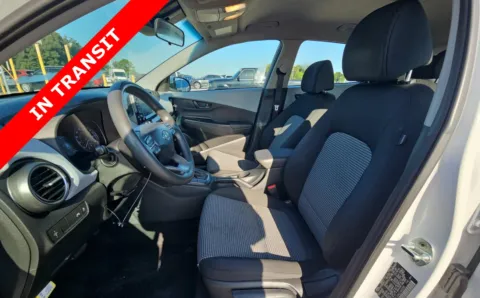 More photos of 2020 Hyundai Kona SE at Auto Boutique Florida, FL