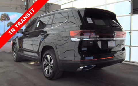 More photos of 2024 Volkswagen Atlas 2.0T SE at Auto Boutique Florida, FL