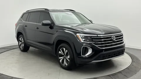 Another view of 2024 Volkswagen Atlas 2.0T SE for sale in Jacksonville, FL at Auto Boutique Florida