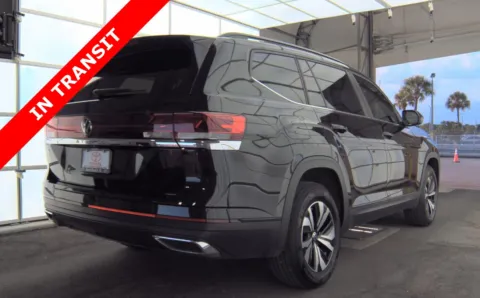 More photos of 2024 Volkswagen Atlas 2.0T SE at Auto Boutique Florida, FL