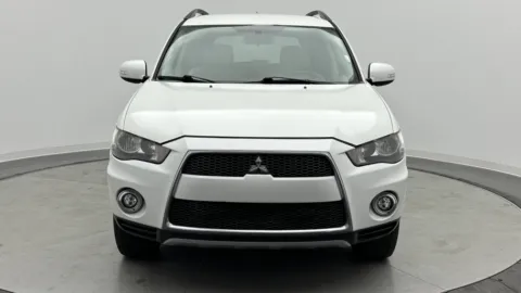 Photos of 2012 Mitsubishi Outlander SE for sale in Jacksonville, FL at Auto Boutique Florida