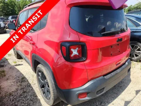 More photos of 2019 Jeep Renegade Altitude at Auto Boutique Florida, FL