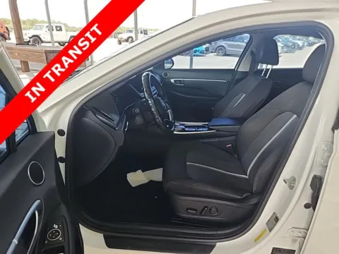 More photos of 2020 Hyundai Sonata SEL at Auto Boutique Florida, FL