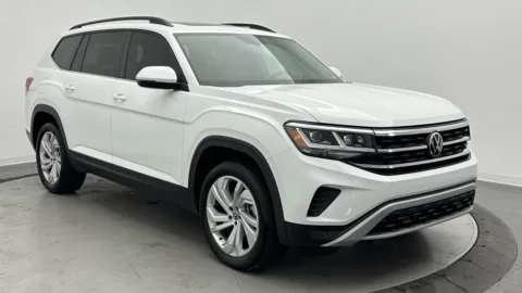 Another view of 2023 Volkswagen Atlas 3.6L V6 SE w/Technology for sale in Jacksonville, FL at Auto Boutique Florida