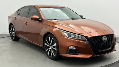 Another view of 2019 Nissan Altima 2.5 SR for sale in Jacksonville, FL at Auto Boutique Florida