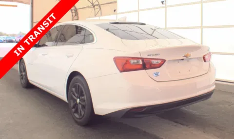 More photos of 2018 Chevrolet Malibu LT at Auto Boutique Florida, FL