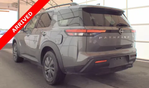More photos of 2023 Nissan Pathfinder SV at Auto Boutique Florida, FL