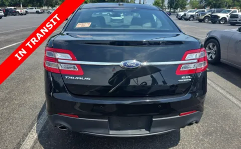 More photos of 2018 Ford Taurus SEL at Auto Boutique Florida, FL