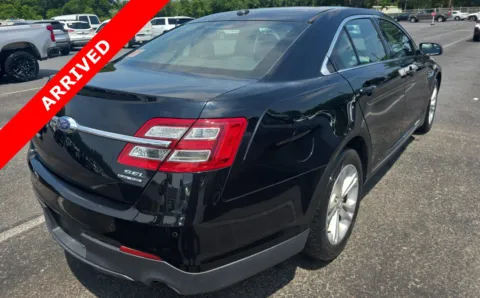 More photos of 2018 Ford Taurus SEL at Auto Boutique Florida, FL