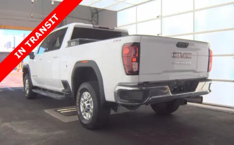More photos of 2022 GMC Sierra 2500HD SLE at Auto Boutique Florida, FL