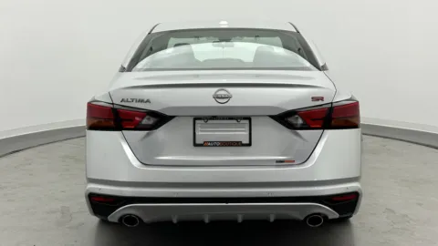 More photos of 2024 Nissan Altima 2.5 SR at Auto Boutique Florida, FL