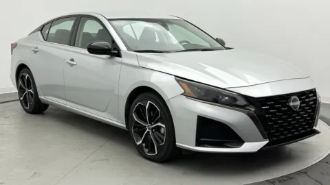 Another view of 2024 Nissan Altima 2.5 SR for sale in Jacksonville, FL at Auto Boutique Florida