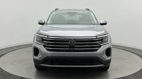 Photos of 2024 Volkswagen Atlas 2.0T SE w/Technology for sale in Jacksonville, FL at Auto Boutique Florida