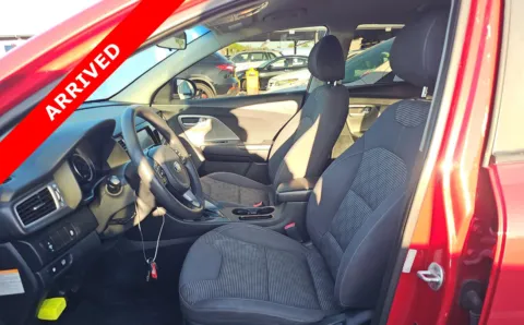 More photos of 2017 Kia Niro FE at Auto Boutique Florida, FL