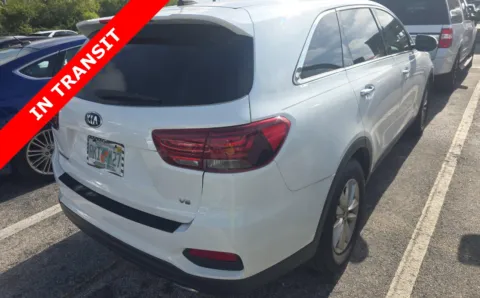More photos of 2019 Kia Sorento LX V6 at Auto Boutique Florida, FL