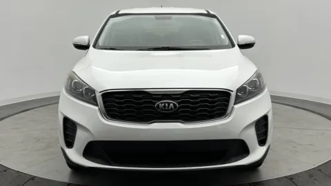 Photos of 2019 Kia Sorento LX V6 for sale in Jacksonville, FL at Auto Boutique Florida