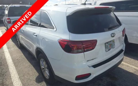 More photos of 2019 Kia Sorento LX V6 at Auto Boutique Florida, FL