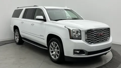 Another view of 2020 GMC Yukon XL Denali for sale in Jacksonville, FL at Auto Boutique Florida