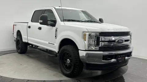 Another view of 2019 Ford Super Duty F-250 SRW XLT for sale in Jacksonville, FL at Auto Boutique Florida